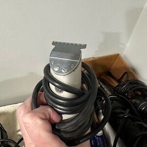 Professional Oster Hair trimmer with Black Cord